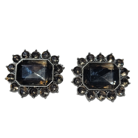 Lindsay Phillips interchangable snaps for switch flops and a variety of LP shoes - Picture 4 of 9